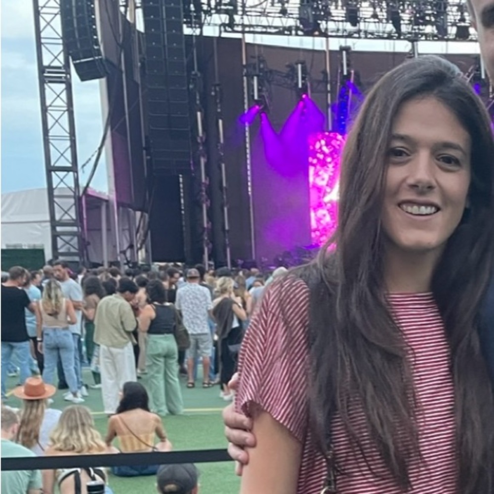 Meet your Posher, Alexandra